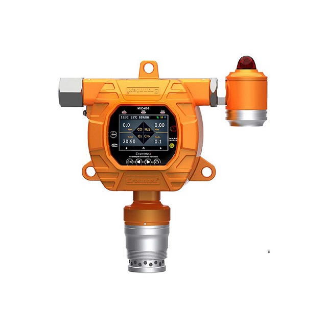 ¿Cómo se debe determinar la frecuencia de calibración de los detectores de gas?